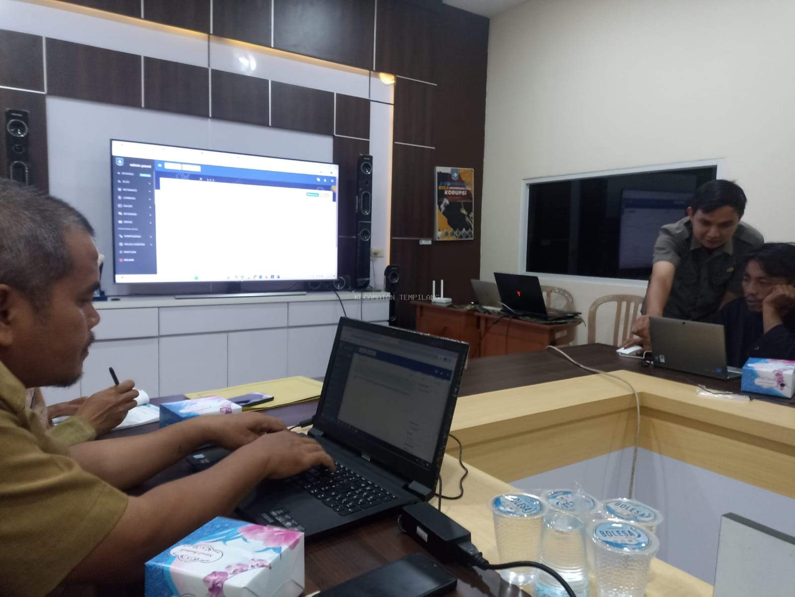 Workshop Pengelolaan Website Kecamatan Tempilang di Diskominfo Bangka Barat